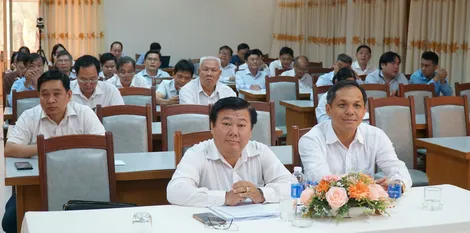 Lựa chọn những nội dung Chuyên đề năm 2024 phù hợp để đưa vào sinh hoạt định kỳ của chi bộ