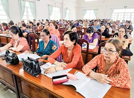 Bình Thủy thúc đẩy chuyển đổi số, không dùng tiền mặt trong dân