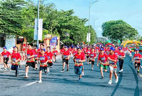 Gần 7.000 VÐV tranh tài tại VPBank Can Tho Music Night Run 2024