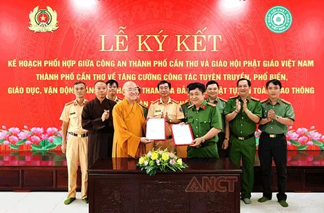 Ký kết tăng cường tuyên truyền pháp luật về giao thông