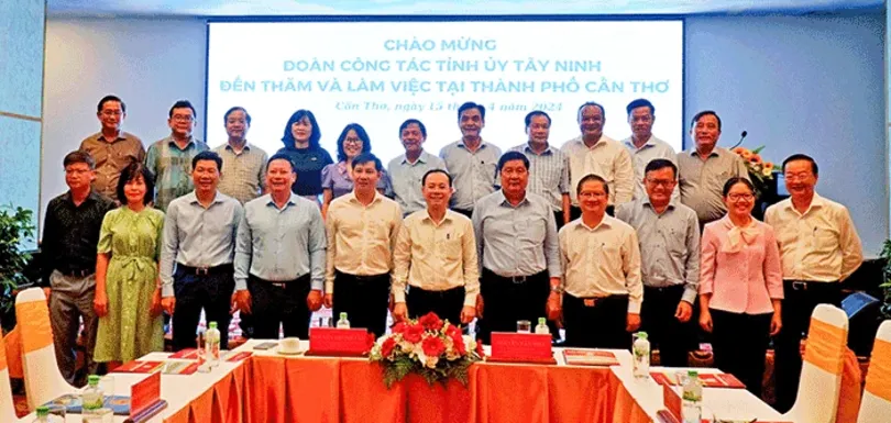 Tăng cường chia sẻ kinh nghiệm phát triển kinh tế - xã hội giữa TP Cần Thơ và tỉnh Tây Ninh