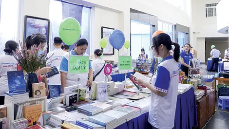Vun bồi niềm đam mê đọc sách cho người trẻ