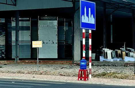 Mát lòng từ những bình nước miễn phí