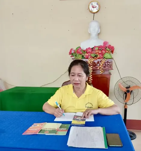 Góp sức vun bồi tình làng, nghĩa xóm