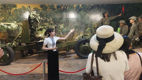 TP Cần Thơ tham gia Liên hoan Cán bộ thư viện toàn quốc “Điện Biên - Vang mãi bản hùng ca”