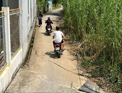 Đường sụp lún, không đảm bảo an toàn giao thông