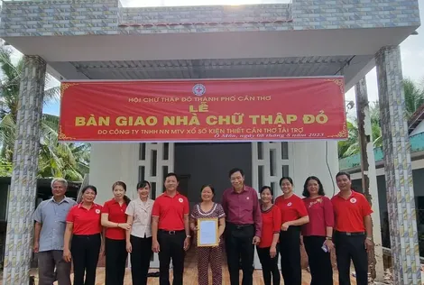 Đồng hành giảm nghèo bền vững