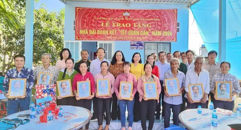 Đảng bộ xã Nhơn Ái ngăn ngừa có hiệu quả suy thoái, vi phạm