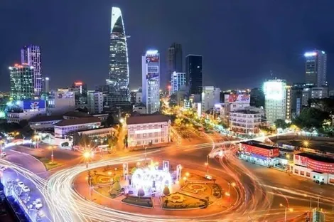Sao còn vấn vương tấm áo lỗi thời?