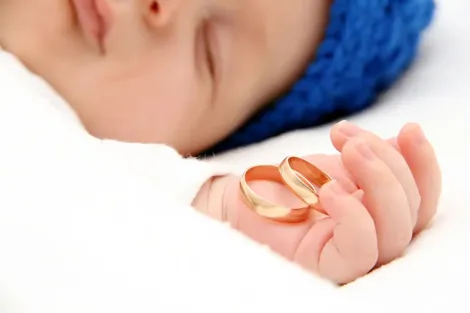 Cơn “sốt” giá vàng tác động đến phong tục mừng tuổi em bé ở Hàn Quốc