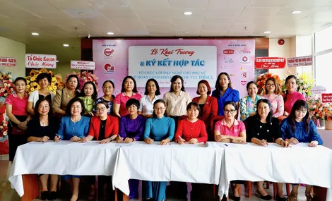 Khai trương Văn phòng đào tạo nghề cho phụ nữ có hoàn cảnh khó khăn khu vực ĐBSCL