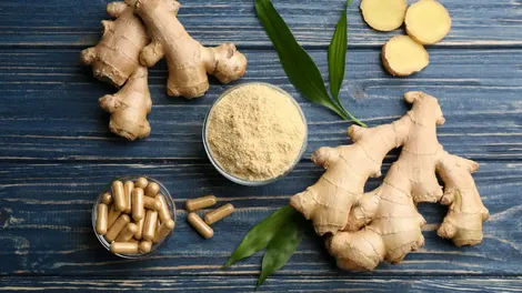 Đang uống thuốc trị bệnh, cần cẩn trọng khi dùng gừng