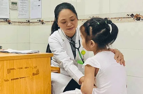 Kể cả vitamin, cũng không nên tùy tiện cho trẻ uống!