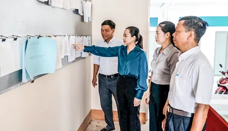 Đảng bộ thị trấn Cờ Đỏ tích cực ngăn ngừa tham nhũng, tiêu cực