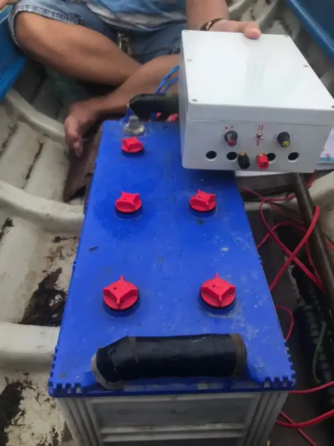 Xử phạt nghiêm hành vi đánh bắt thủy sản bằng xung điện