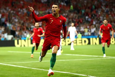 Cristiano Ronaldo dự EURO lần thứ 6