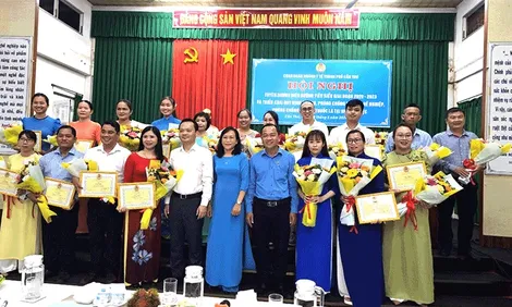 Tôn vinh 20 điều dưỡng tiêu biểu trong công tác phòng, chống dịch