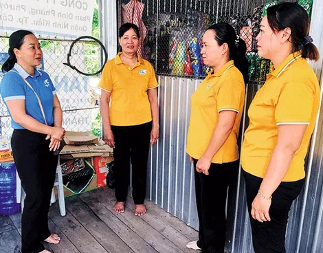 Tích cực hỗ trợ phụ nữ phát triển kinh tế, giảm nghèo