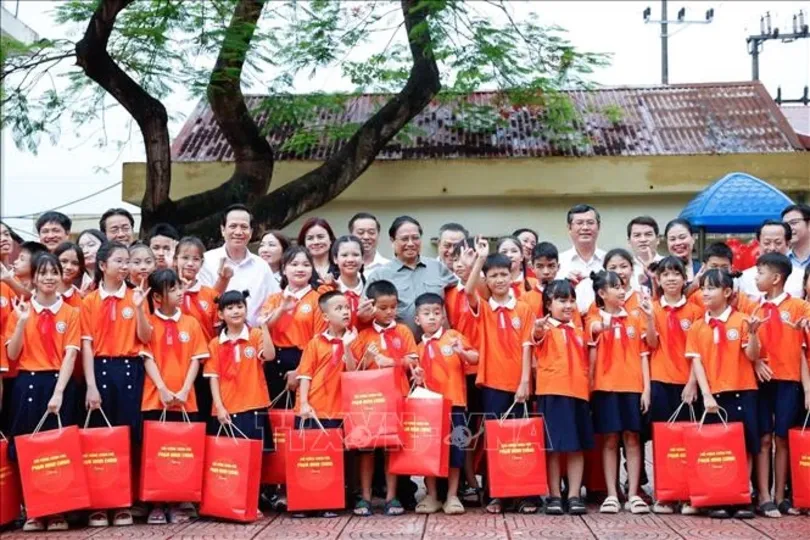 Trẻ em là hạnh phúc của mỗi gia đình, là tương lai của đất nước