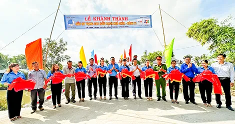 Xây dựng niềm tin của nhân dân