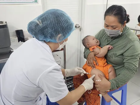 Tăng cường giám sát trọng điểm, tiêm bù, tiêm vét, tiêm bổ sung vaccine