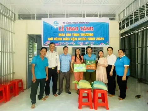Bàn giao Mái ấm tình thương