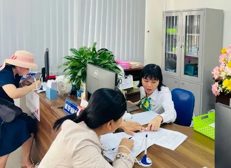 Cắt giảm, bãi bỏ những thủ tục hành chính rườm rà, không cần thiết, tạo điều kiện thuận lợi nhất cho doanh nghiệp
