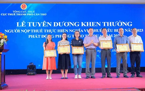 Cần Thơ tuyên dương 71 người nộp thuế tiêu biểu năm 2023
