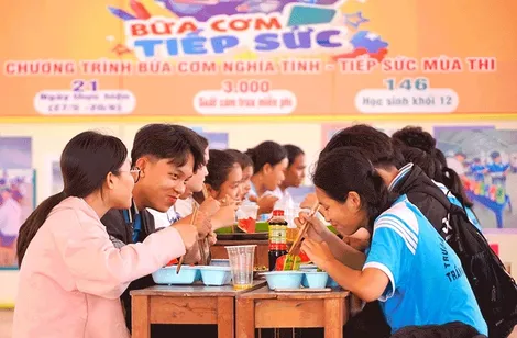 Hơn 760 tình nguyện viên đăng ký tham gia chương trình “Tiếp sức mùa thi”