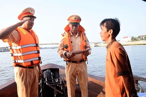 Tăng cường tuần tra, kiểm soát đảm bảo trật tự an toàn giao thông đường thủy nội địa