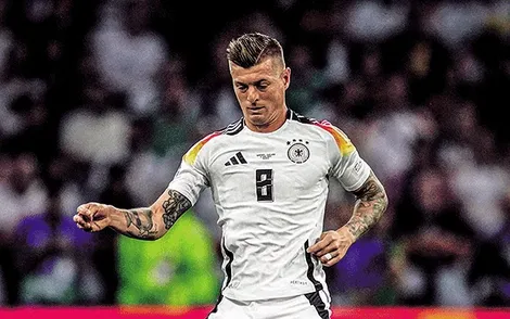 Toni Kroos quá hay!