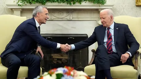 Hơn 20 thành viên NATO cam kết chi ít nhất 2% GDP cho quốc phòng