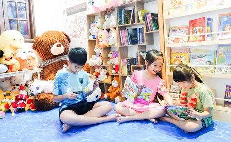 Đọc sách ngày hè