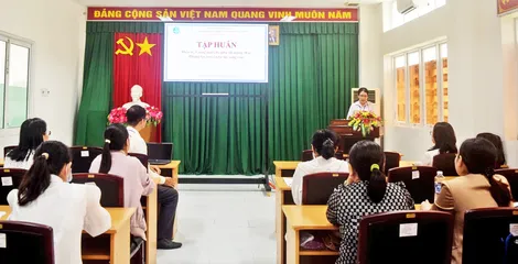 Tập huấn về điều trị, tầm soát giang mai cho phụ nữ mang thai