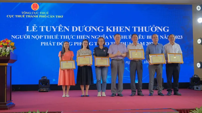 Vượt khó đẩy mạnh sản xuất, đóng góp cho ngân sách nhà nước