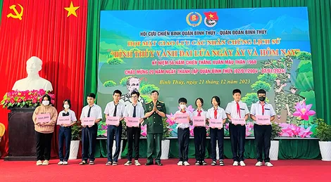 Cựu chiến binh tham gia bảo vệ nền tảng tư tưởng của Đảng