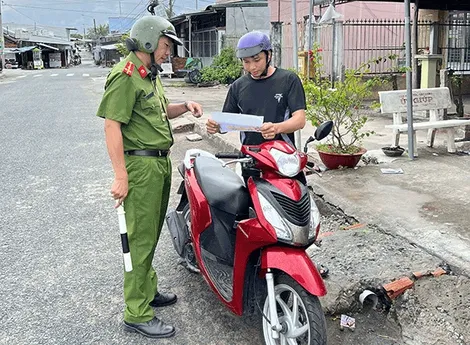 Nỗ lực đảm bảo an toàn giao thông