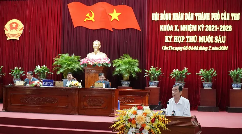 Tập trung thảo luận, đề xuất các giải pháp phát triển kinh tế - xã hội thành phố