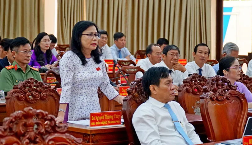 Tiếp tục giải đáp, làm rõ những vấn đề cử tri quan tâm