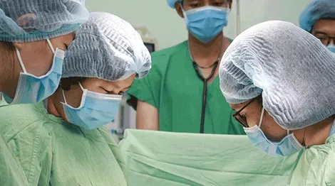 Cấp cứu cắt co giật cho thai phụ 40 tuổi
