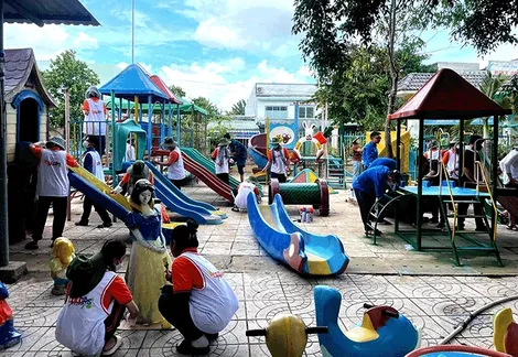 Nhiều công trình, hoạt động vì sinh viên, học sinh