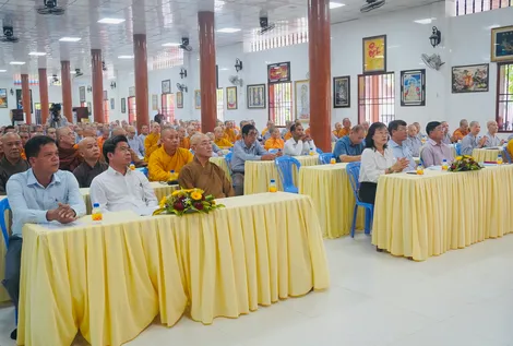 Phổ biến chính sách, pháp luật về tín ngưỡng, tôn giáo