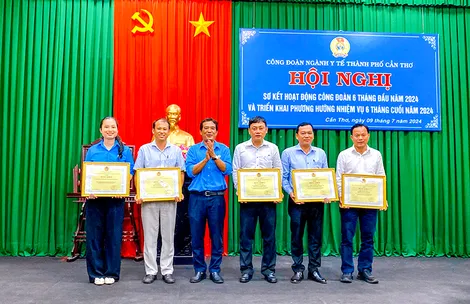 Sơ kết hoạt động Công đoàn ngành Y tế