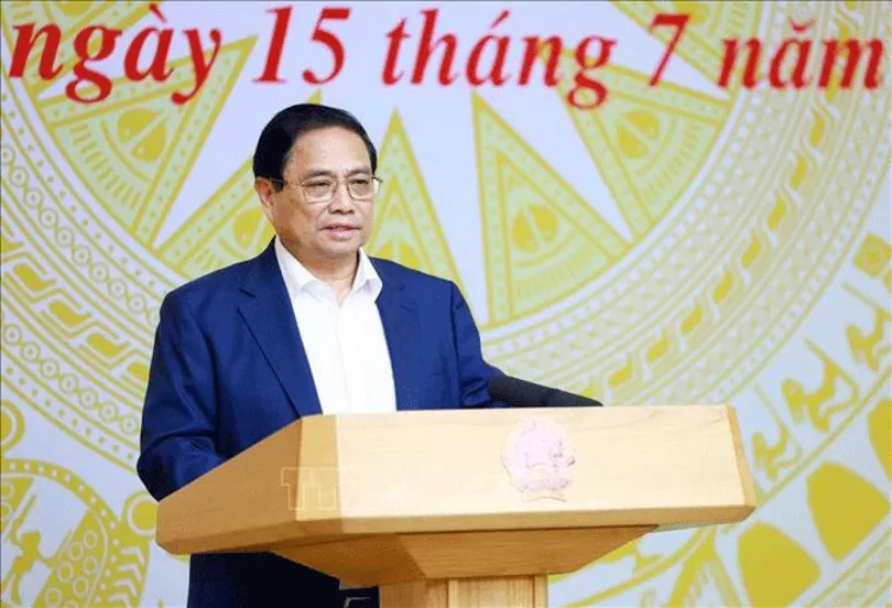 Đẩy mạnh đối thoại, chia sẻ, xử lý những vướng mắc của người dân và doanh nghiệp, nhất là thủ tục hành chính