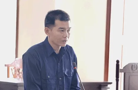 Tham ô tài sản, lãnh án tù