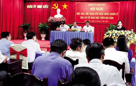 Phát huy dân chủ xây dựng tổ chức đảng, chính quyền vững mạnh