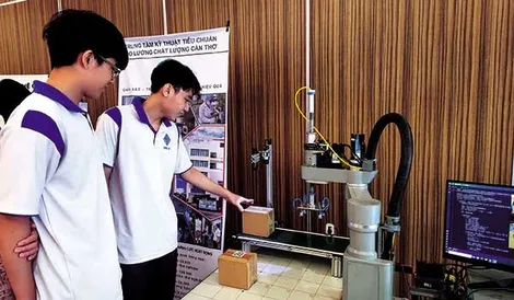 PII - Ðịnh vị đổi mới sáng tạo phát triển kinh tế - xã hội TP Cần Thơ