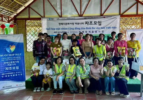 Nhiều hoạt động hỗ trợ phụ nữ kết hôn với người nước ngoài