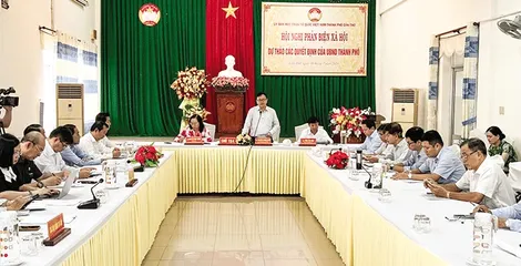 Phản biện các dự thảo quyết định của UBND thành phố