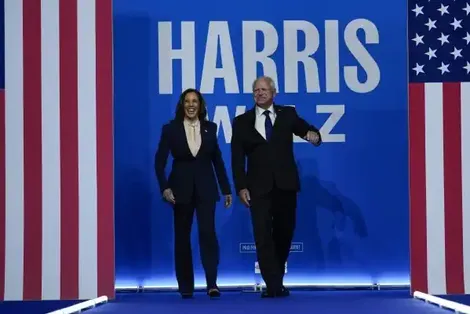 “Ván cược” của bà Harris